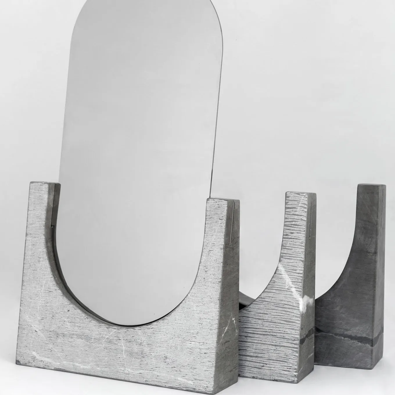 Vuoti Riflessi Specchio graffiante